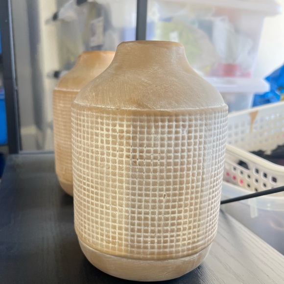 SIDUCAL Ceramic Rustic Farmhouse Vase, Sand Glaze Finish Boho Vase,Pottery decor - Picture 10 of 10